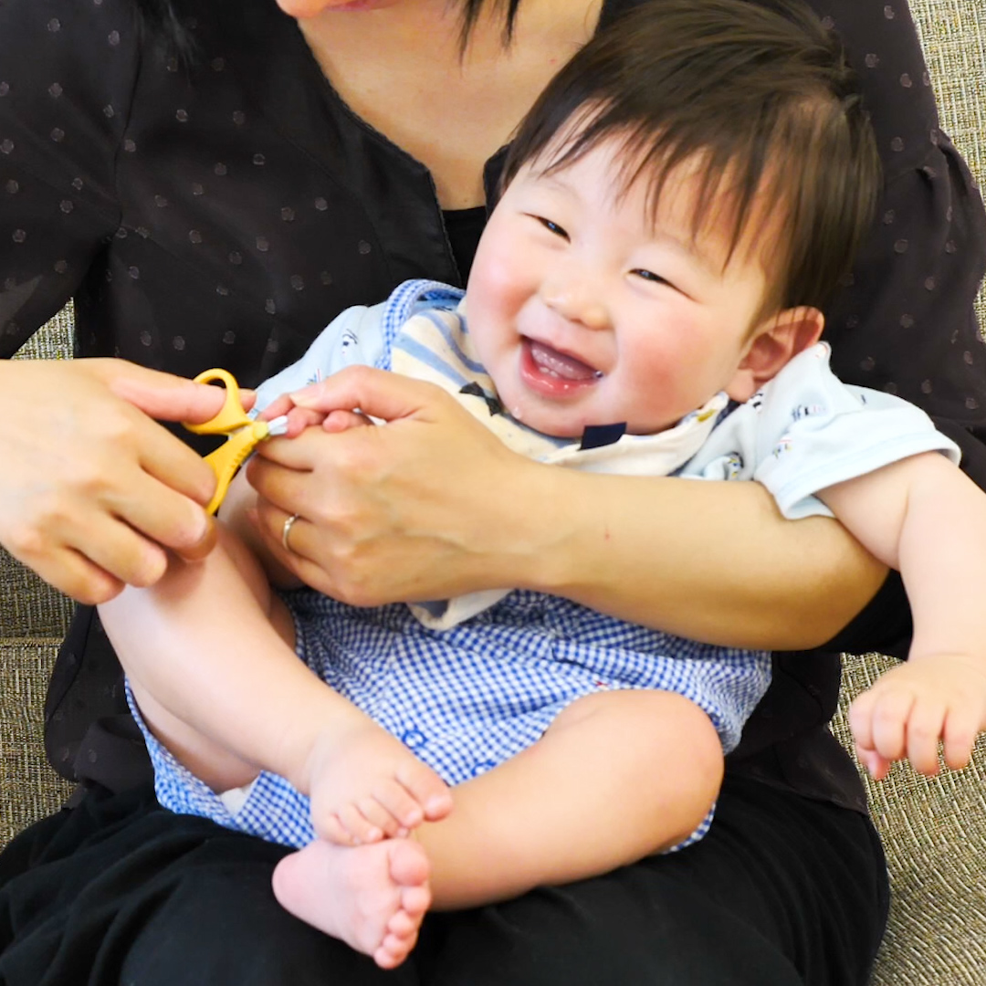 赤ちゃんの背中スイッチ 寝かしつけの攻略法はある Mamadays ママデイズ