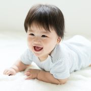 【専門家監修】赤ちゃんのハイハイ　始める時期や練習法は？