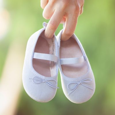 赤ちゃんの初めての靴の選び方とは？ファーストシューズ5選