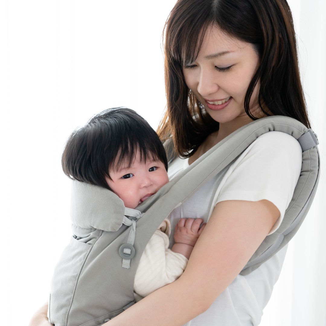 抱っこ紐 　人気　新生児 新発売　出産祝い　対面抱き 縦抱き　青　話題