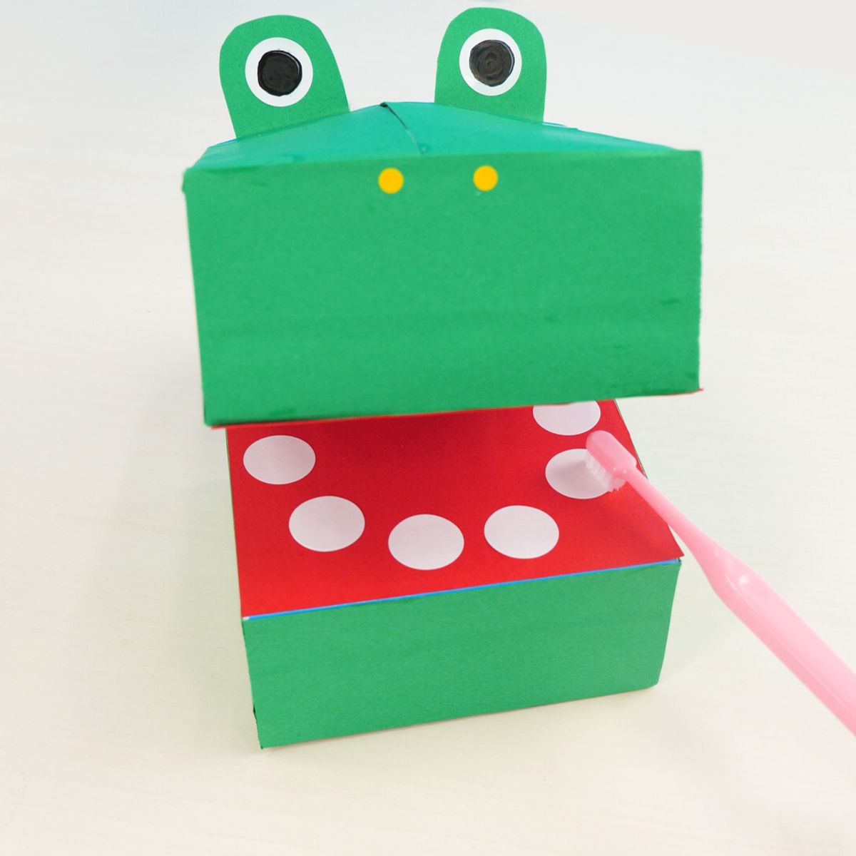 保育士監修2歳児向け 廃材ケースで歯磨きおもちゃ  MAMADAYS（ママデイズ）