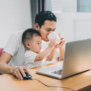 【医師監修】子どものカフェイン摂取はいつから大丈夫？気になる影響と量の目安