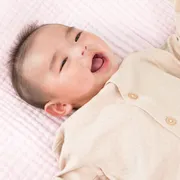 新生児期のほやほや赤ちゃんに！ おしりごきげん、さらさらオムツって？