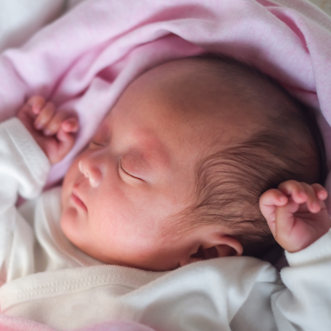 新生児 毛深い 毛深い赤ちゃんの原因は遺伝 我が子は一生 毛が濃いの