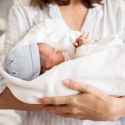 新生児期（生後1か月未満）の赤ちゃんの様子