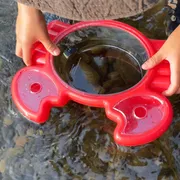 親子でハマる DAISOのカニ