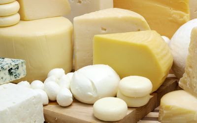 妊婦はプロセスチーズを食べてもいい？妊娠中にプロセスチーズを食べるときの注意点やメリットについて解説