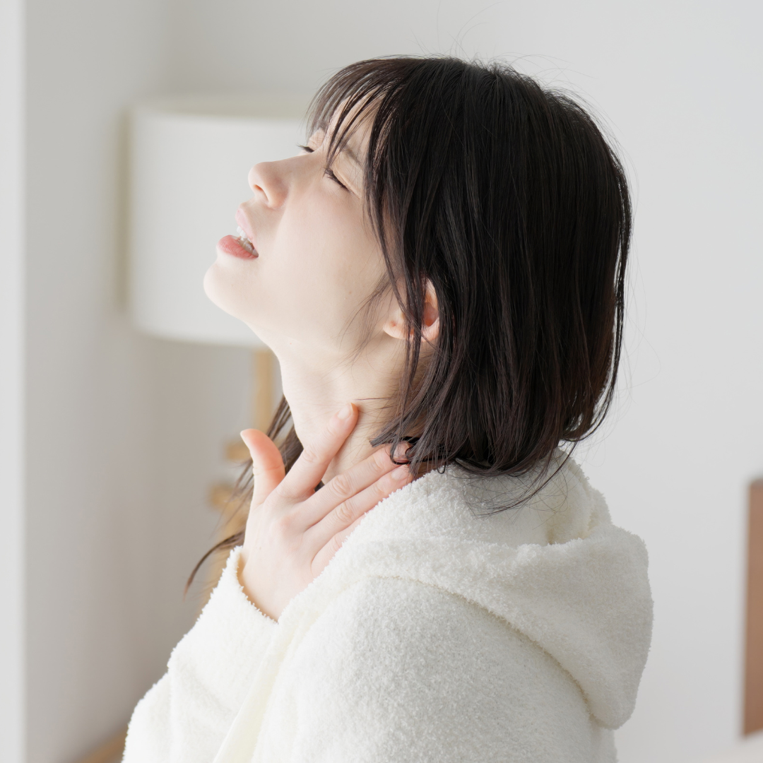 妊娠後期に喉が焼けるような痛み感じるのはよくあること？原因や対策を解説！