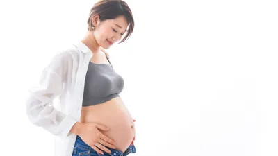 妊娠中にしてはダメなことは？旅行や美容室に行くのはNG？食事や姿勢は？赤ちゃんへの影響も含めて解説！