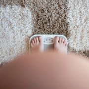 医師監修 妊娠中の体重増加は何kgまでok 体重管理のポイントとは Mamadays ママデイズ 医師監修 妊娠中の体重増加は何kgまでok 体重管理のポイントとは Mamadays ママデイズ