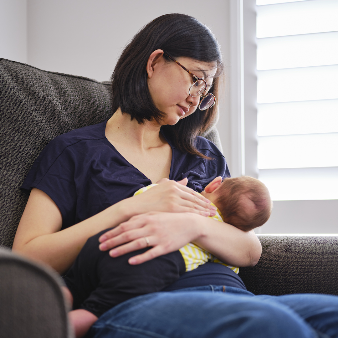 母乳が出ない……出ない原因や対策はある？