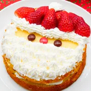 市販品を大活用！ クリスマスサンタケーキ