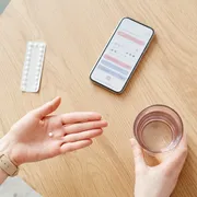 ピルの服用中止直後に妊娠することはある？排卵・生理が再開するタイミングも解説