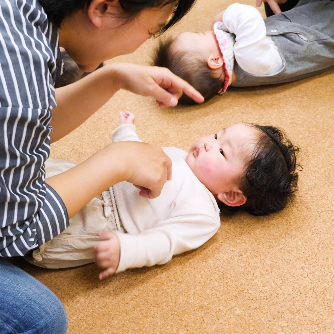 ふれあい遊び歌 ラララぞうきん ねんねの子ver あんよの子ver Mamadays ママデイズ