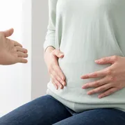 妊婦健診の尿検査でわかることは？検査の種類や異常が見られた場合の対応を解説！