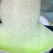 夏にぴったり シャボン玉で泡かき氷