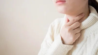 妊娠中の喉の痛みの原因は？対処法や薬の服用の注意点を解説