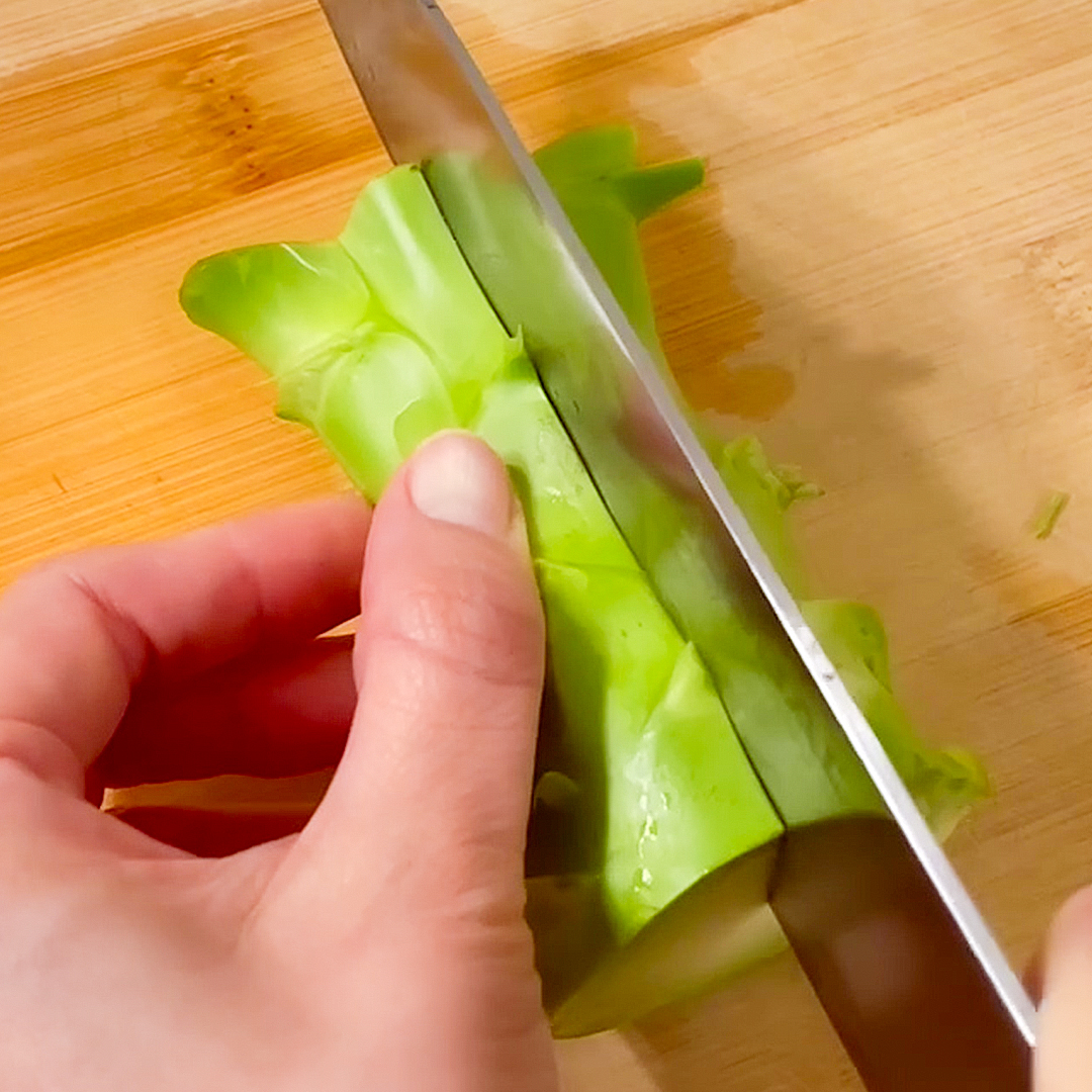 ブロッコリーの茎も美味しく食べよう！簡単レンジ下処理テク