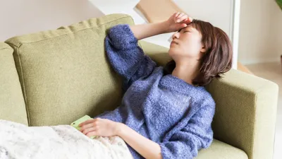 妊娠超初期の眠気が強い…原因と対処法、生理前症状との違いの有無を解説