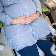 【小児歯科専門医監修】妊娠中、歯医者に行ってもいい？麻酔やレントゲンは大丈夫？