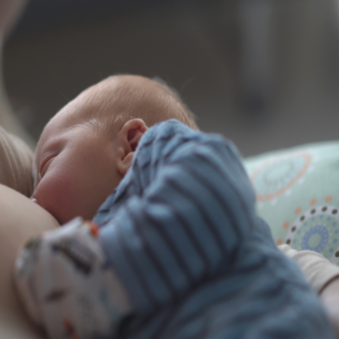 助産師監修 生後2 3ヶ月の赤ちゃんの生活リズム 睡眠の特徴とポイント Mamadays ママデイズ