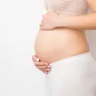 妊娠後期のお腹の張りの原因は？切迫早産との関係や対処法も解説