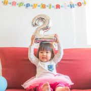 2歳の子どもが喜ぶ誕生日プレゼントおすすめ24選【男の子・女の子】