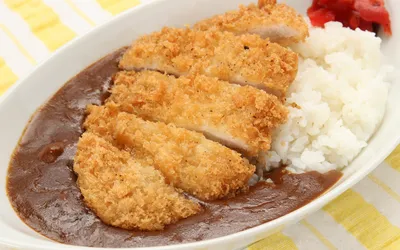 妊婦はカレーを食べてもいい？妊娠中にカレーを食べるときの注意点やメリットについて解説