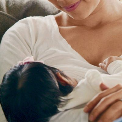 母乳育児に便利　（紙製）母乳パッドの使い方