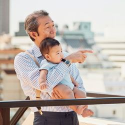 医師監修 生後1ヶ月の赤ちゃんの外出はいつから どこまで外出できるの Mamadays ママデイズ