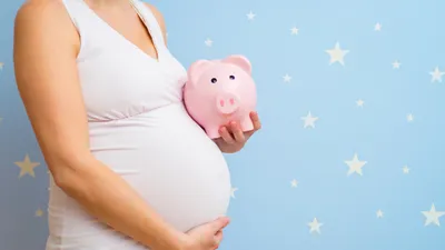 妊娠・出産にかかる費用はどのくらい？補助金制度や保険適用についても解説