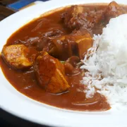 授乳中にカレーやキムチなど辛いものを食べても大丈夫？