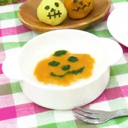 【管理栄養士監修】ハロウィンの離乳食レシピ6選｜動画で見られる