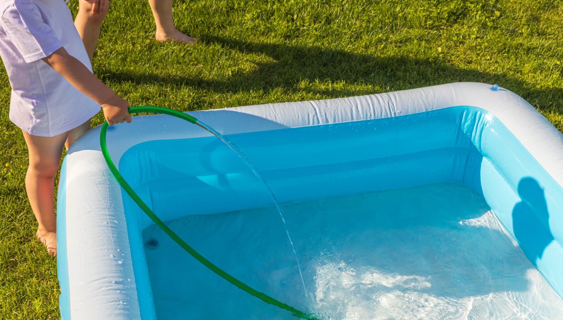 ビニールプール  夏 ファミリー レジャー 丸型 135cm 水遊び 暑さ対策