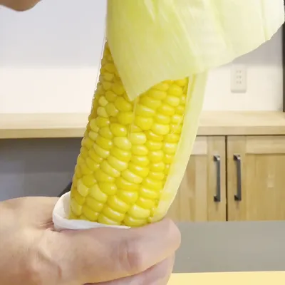 皮むきはレンジで簡単!ラップ不要でもスルン!