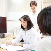 生理予定日から何日後に病院を受診するべき？病院に行くタイミングととりたい行動