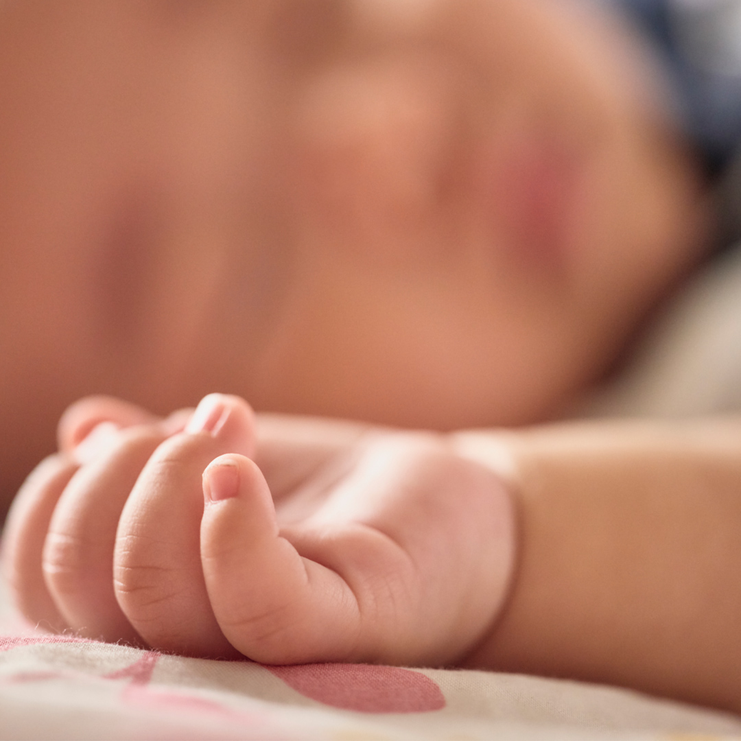 小児科医監修 生後7 8か月の赤ちゃん 夜泣きの原因 対策テク Mamadays ママデイズ
