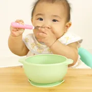 冷凍・レンジ・食洗機可　3coinsの滑らない離乳食ボウル