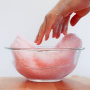 夏のおでかけに 吸水力が半端ないタオル