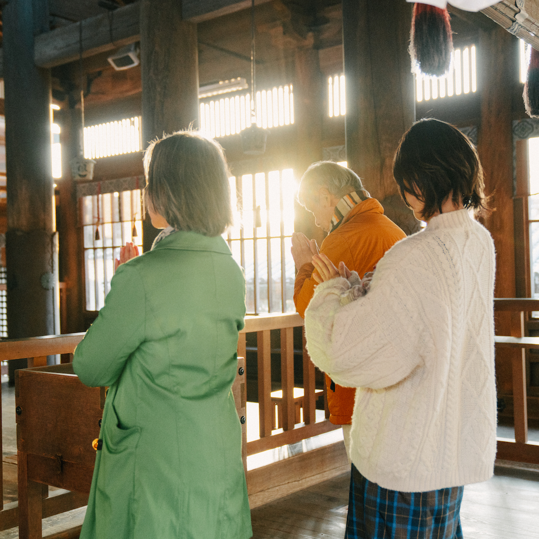 戌の日のお参りで服装はどうする ママやパパ 祖母や祖父の服装のポイントを解説 Mamadays ママデイズ