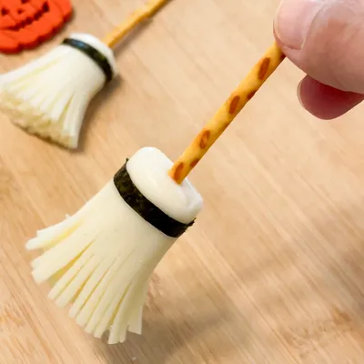 身近な材料で作れる食べられるほうき