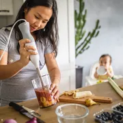 【管理栄養士監修】離乳食で準備するもの おすすめグッズは？