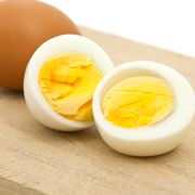 【管理栄養士監修】離乳食のゆで卵｜レシピや冷凍保存方法も紹介