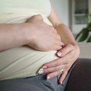 【産婦人科医監修】妊娠中期に逆流性食道炎…　控えた方が良い食べ物