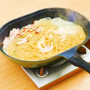 水切り不要！　パスタがすっぽり入るフライパン