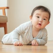 赤ちゃんが「ずりばい」しないとき、練習は必要？