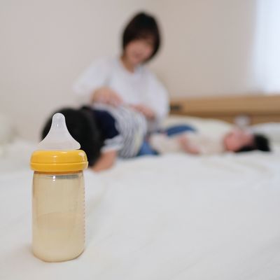 赤ちゃんが飲み残したミルクはあとで飲ませても大丈夫？