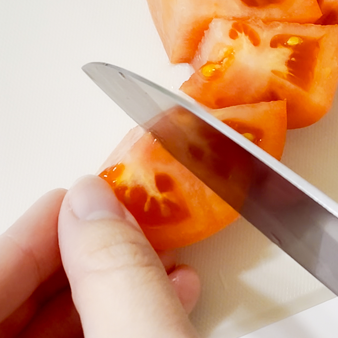 トマトを美しく切るための簡単テクニック