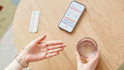 排卵日のアフターピルは意味がない？避妊の効果や副作用も解説