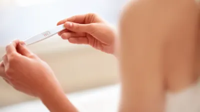 排卵日予測検査薬の仕組みとは？タイミングの取り方や正しい使い方も解説